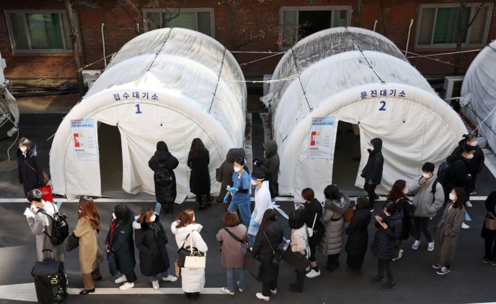 변이 바이러스 관련 국내 첫 집단감염 38명 발생!