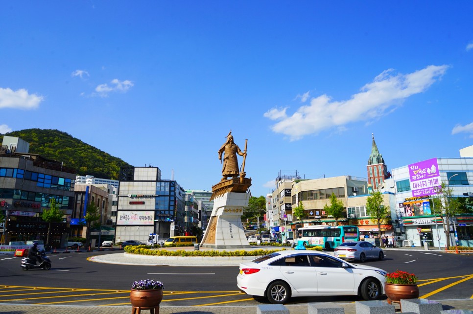 국내여행추천 여수 시내 볼거리 이순신광장 해양공원, 낭만포차거리