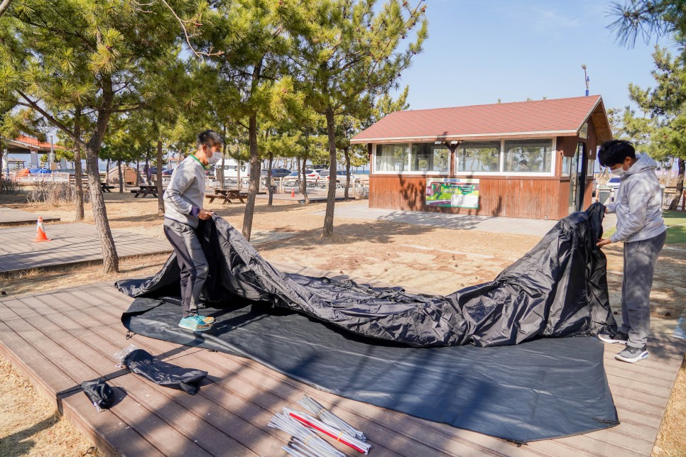 마운트프로 돔텐트4 블랙감성의 거실형 텐트 설치방법