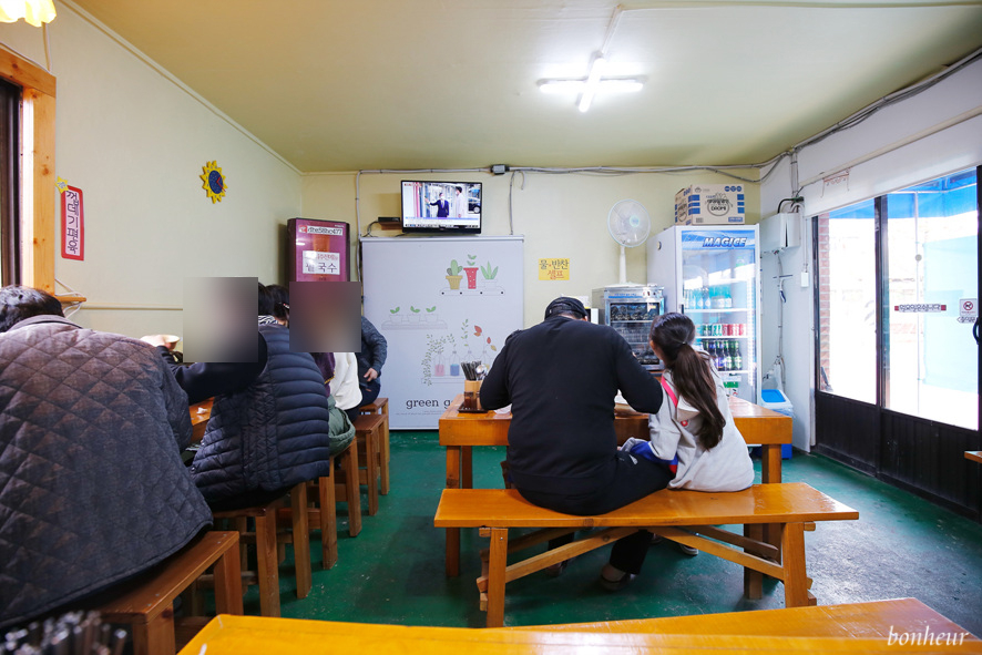 경상북도 군위 가볼만한곳, 대한민국에서 가장 아름다운 간이역 '화본역', 급수탑, 화본국수