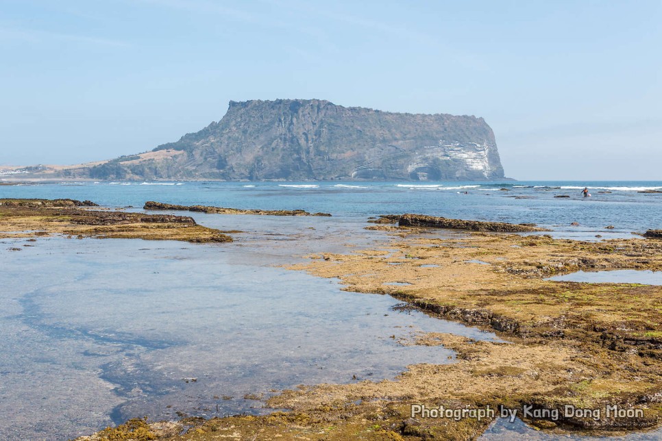 제주도 여행 제주 광치기해변 날씨가 좋아 더 푸른 바다와 하늘