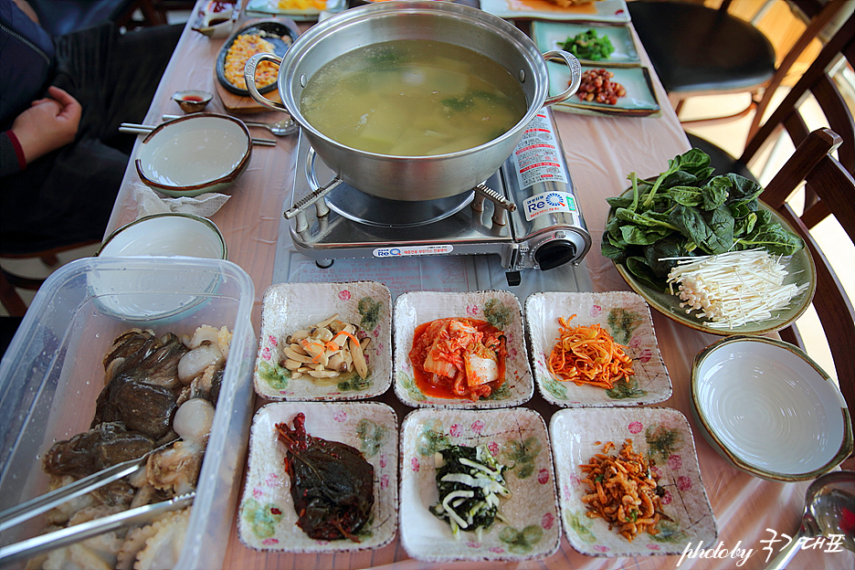 충남 태안 가볼만한곳 국내 봄 여행지 청산수목원 만리포해수욕장