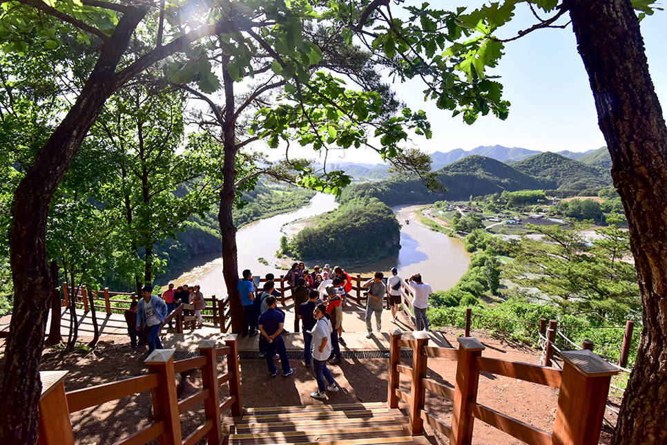 영월 한반도지형 선암마을 조망 전망대