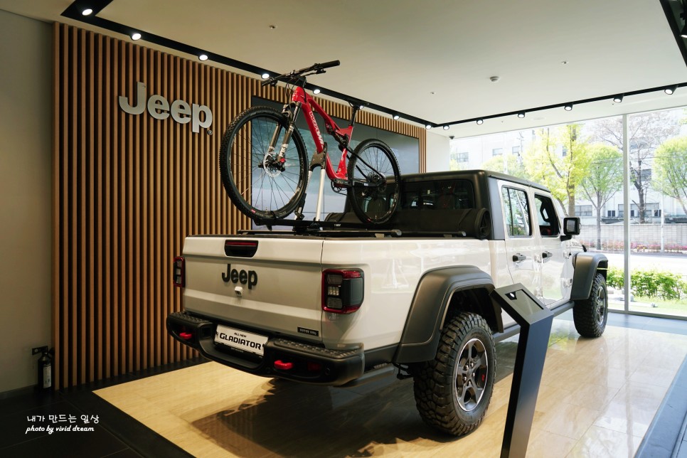 지프수원전시장 차박하고픈 랭글러 JEEP 프로모션으로 알아봤어