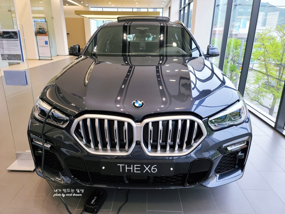 삼천리 모터스 안양 통합 센터 BMW 전시장이랑 서비스센터