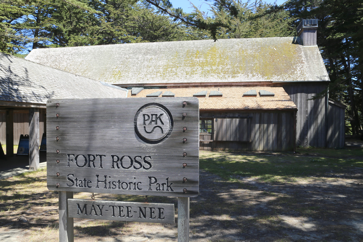 소노마카운티 포트로스(Fort Ross) 주립역사공원과 샴페인으로 유명한 코벨 와이너리(Korbel Winery)