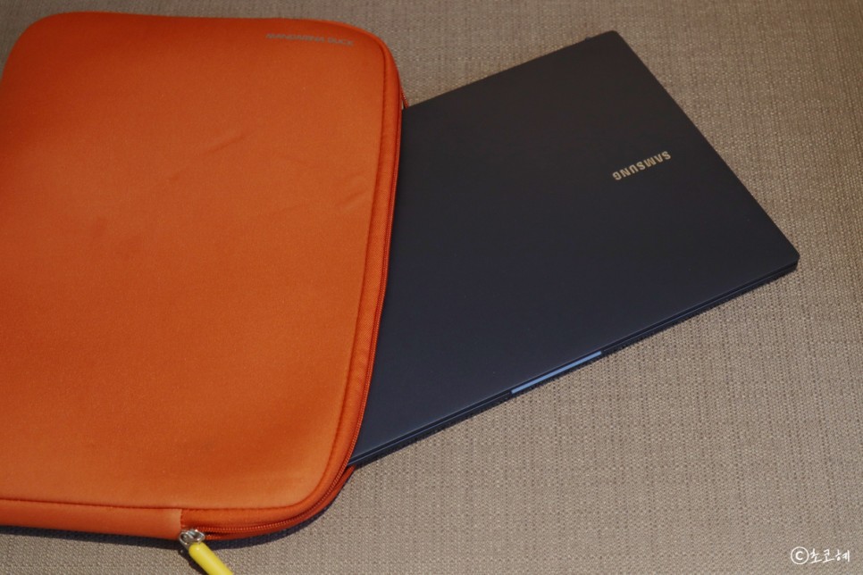 고성능노트북 삼성 갤럭시북 휴대 가능한 15인치 NT750XDZ-A71A
