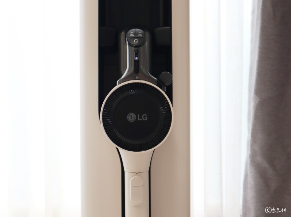 LG 코드제로 A9 올인원타워 먼지비움 좋을까?!