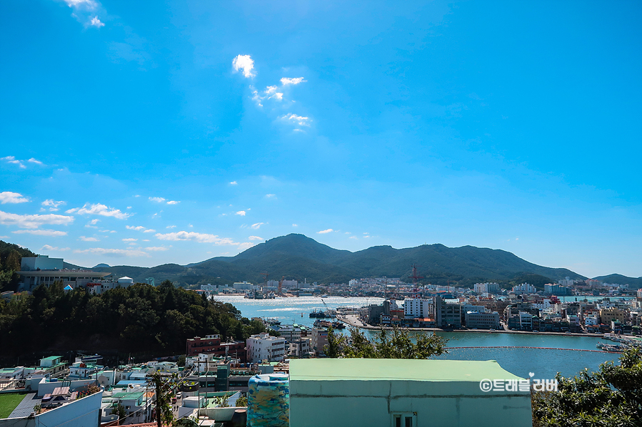 가을 혼자 국내여행 통영 동피랑 벽화마을 볼거리