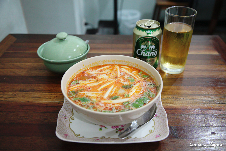 방콕 맛집, 왓포와 왓아룬 사이 태국 음식 똠양꿍 기맥힌 할머니네집