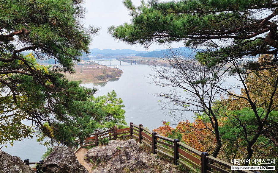 부여 가볼만한곳, 백제왕자도 산책하던 부소산성 가을 숲길 / 삼천궁녀 낙화암 풍경