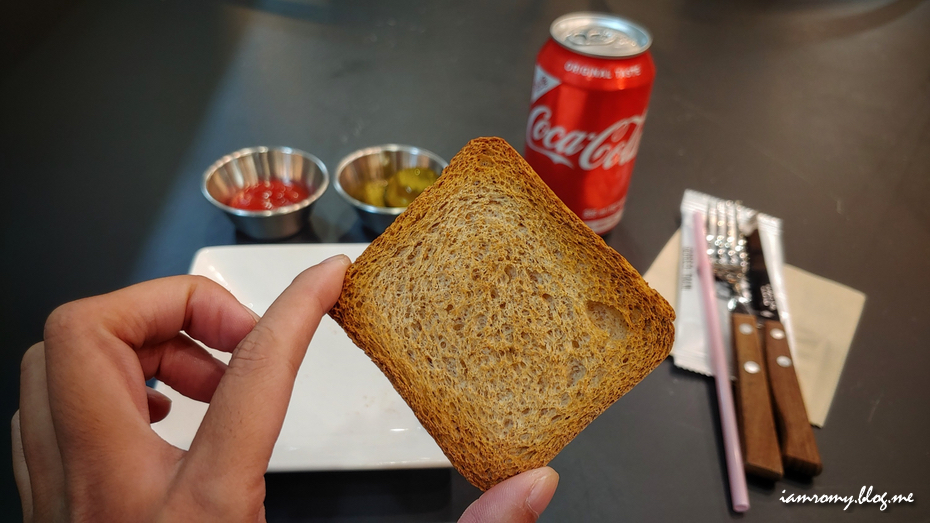 제주공항 근처 맛집, 이마트 옆 버거트레인 수제버거 카페패스 할인