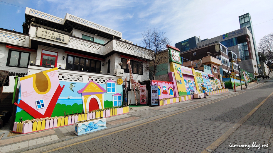 인천 골목길 여행, 차이나타운 옆 예쁜 사진맛집 송월동 동화마을