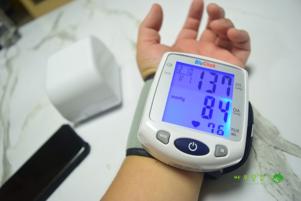가정용혈압계 손목형 혈압재는법 정상혈압기준
