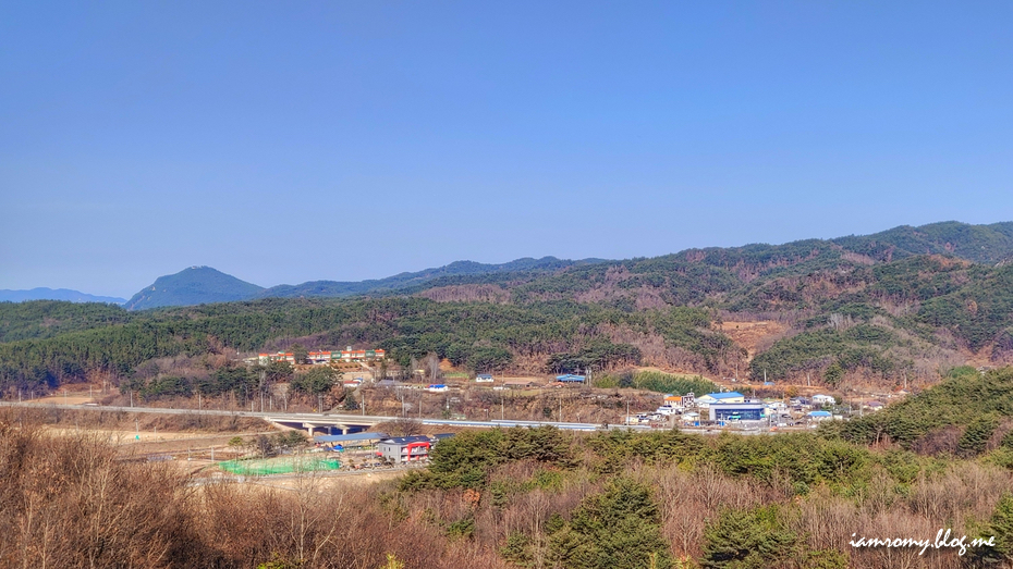 시골 한달살기, 힐링여행하듯 동네산책하며 뻘짓하고 혼자놀기