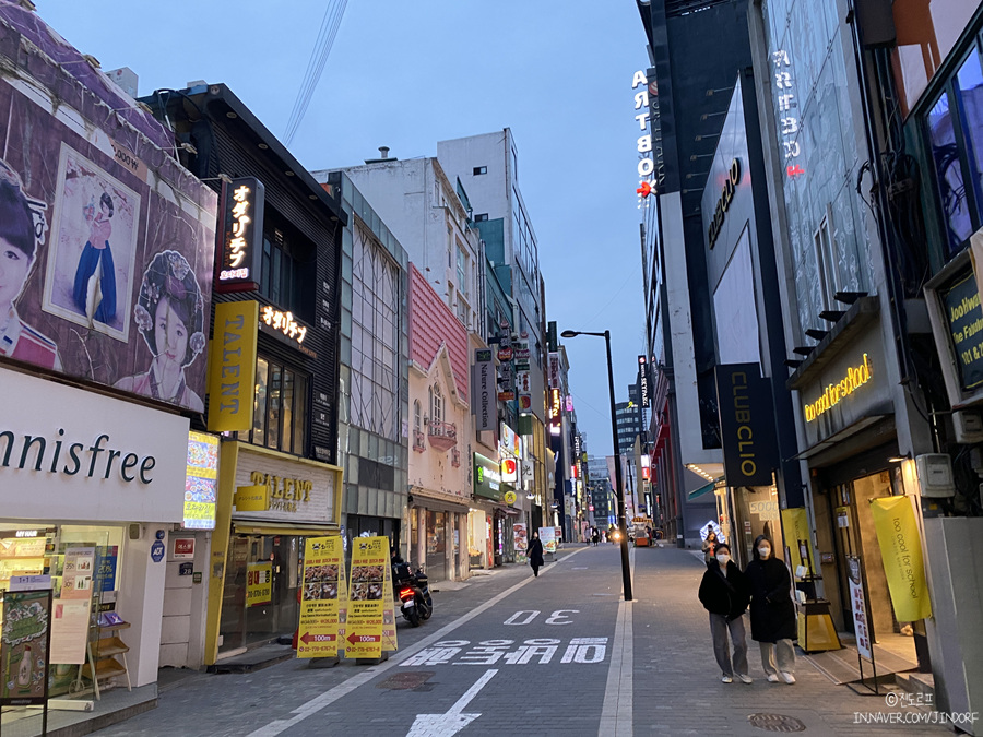 명동 데이트 가볼만한곳 신세계백화점 본점 서울 야경 명소 추천!