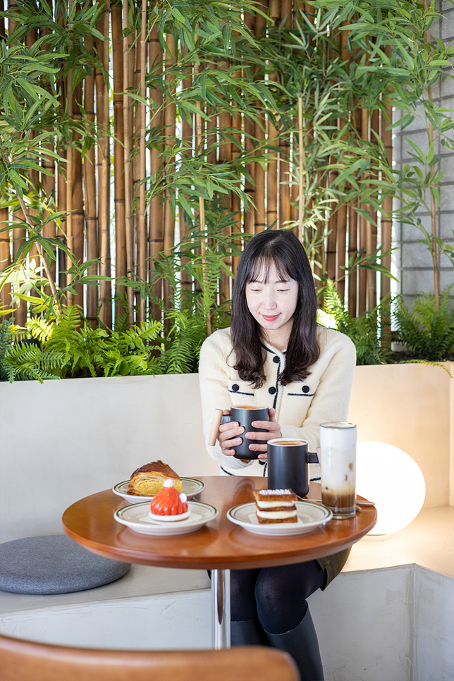 용산역 쏠티캐빈 카페 서울 핫플레이스에서 커피 타임