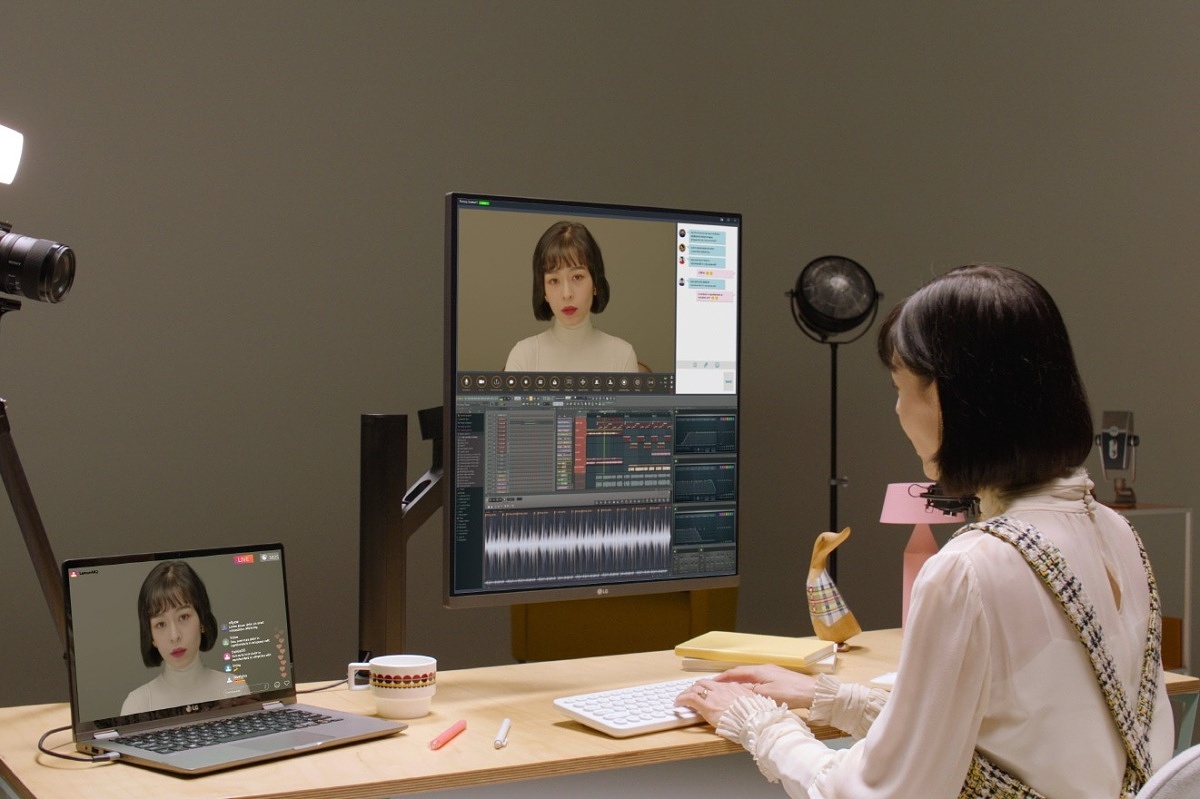LG가 만든 사각형 모니터, 듀얼 업(LG DualUp monitor)