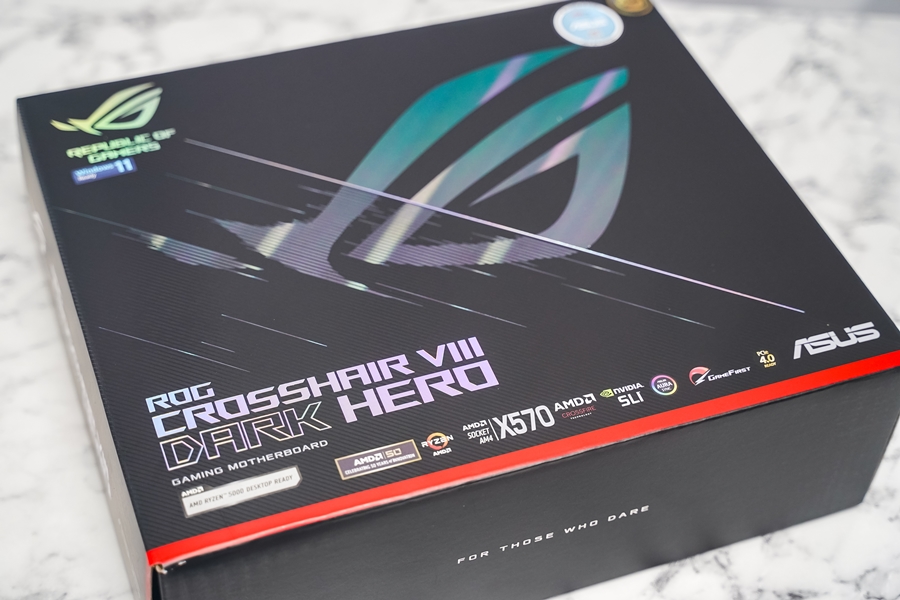 메인보드 추천 AMD X570칩셋 ASUS ROG CROSSHAIR VIII DARK HERO