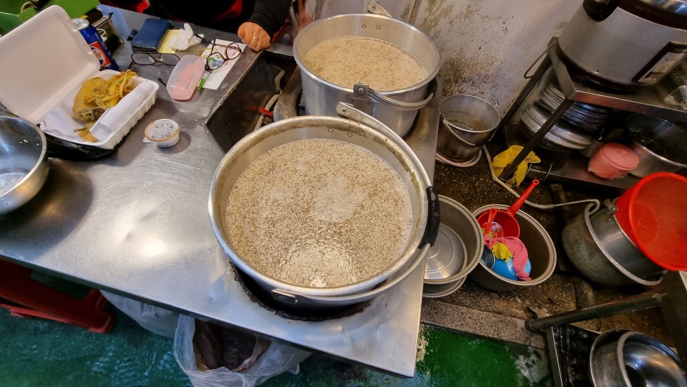 경주 성동시장 먹거리 우엉김밥, 순대 어때요?