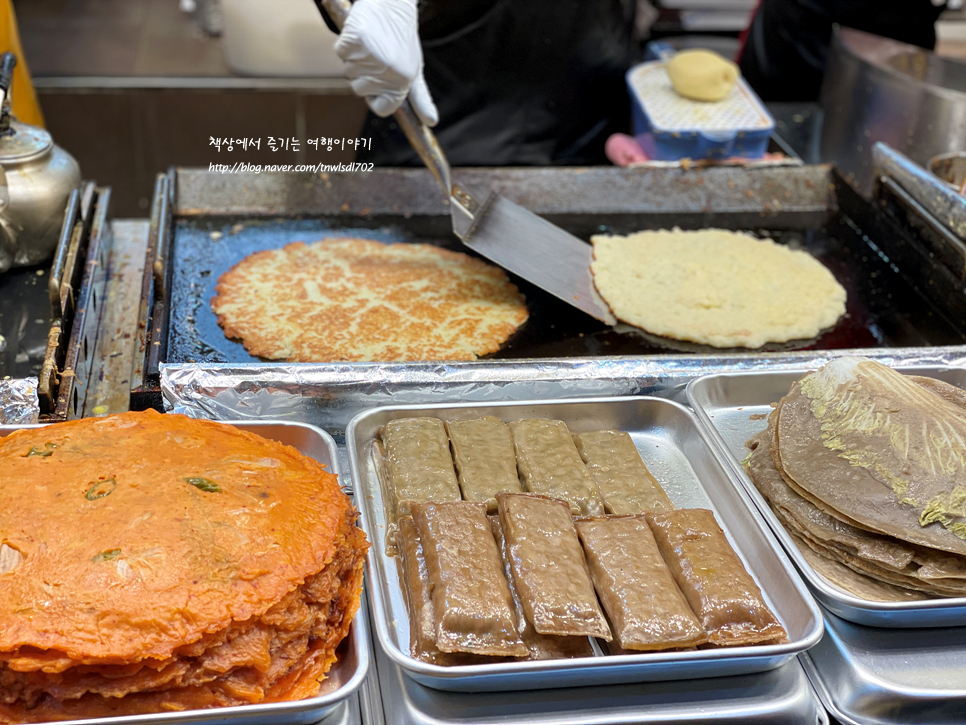 속초 중앙시장 주차장 먹거리 만석닭강정 막걸리 술빵 등등