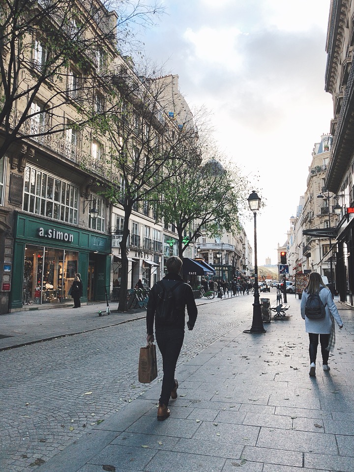 추억의 파리여행 소소한 쇼핑 : 앤아더스토리즈