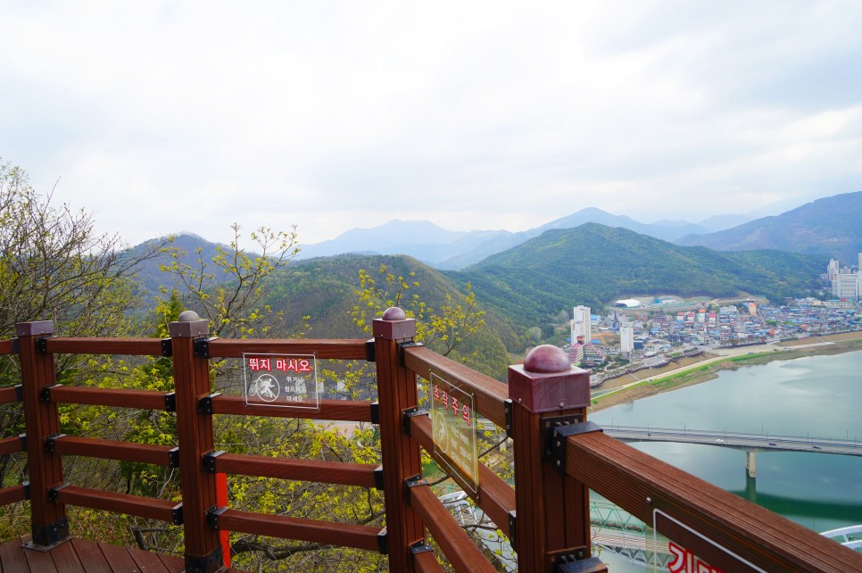 충북 단양 가볼만한곳 만천하스카이워크 카페 산 포함 여행 코스