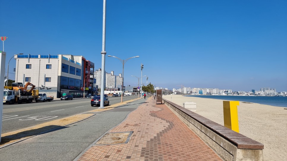 포항 송도해수욕장 산책하고 포항 철길숲 불의정원 관광지 둘러보기