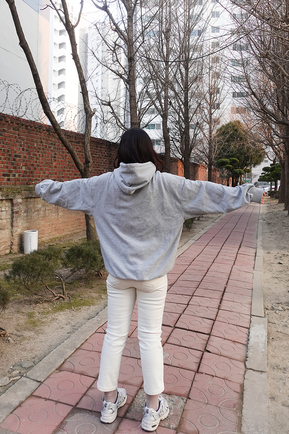 스위브 무신사 후드티 요즘 입기 딱좋은 오버핏 티셔츠