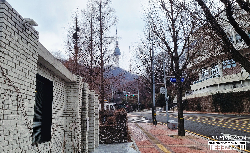 서울남산 갈만한곳, 마뫼카페 남산타워 & 무한도전 회현시민아파트 전망 루프탑