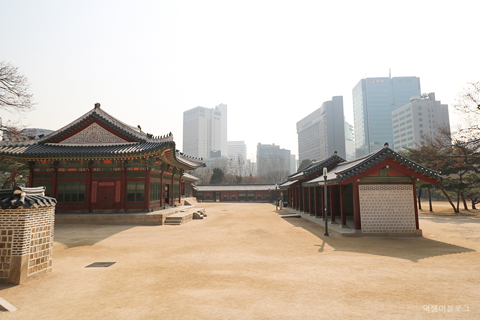 서울 가볼만한곳 덕수궁 궁궐 구경 주말 나들이로 좋아요