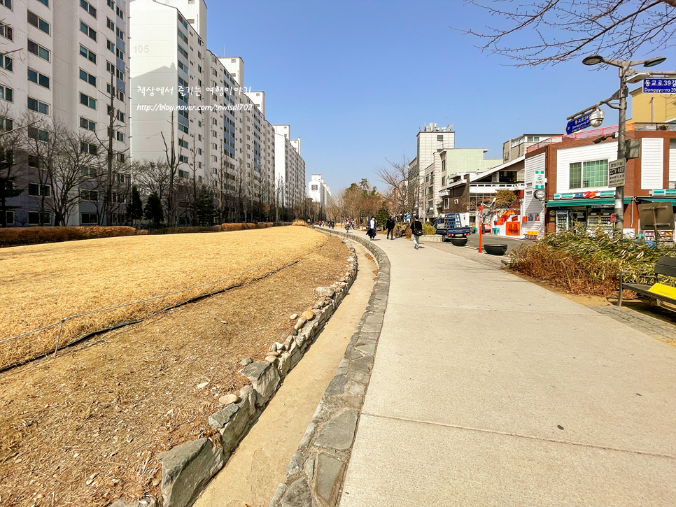 서울 공원 추천 경의선 숲길 연트럴파크 데이트 야외 주말나들이
