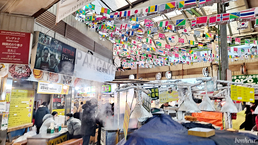 서울 시장 투어 광장시장 박가네 육회김밥 빈대떡 육회탕탕이 먹거리 후기