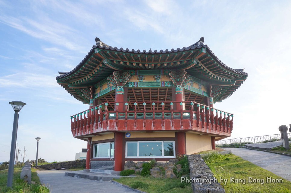 제주 서쪽 가볼만한곳 제주도 해안도로 바다 명소 추천 제주 수월봉 오름 & 차귀도