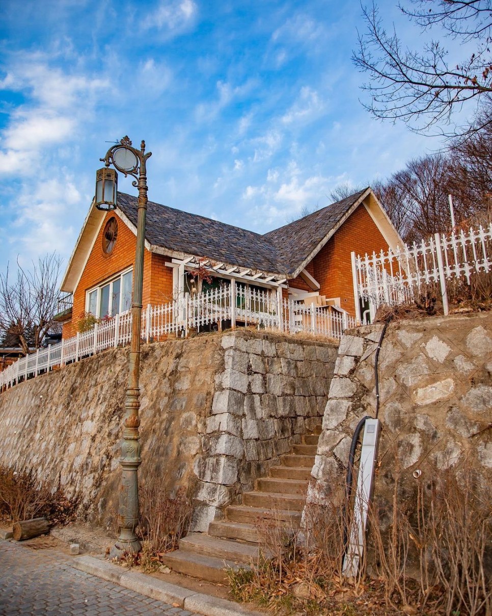 [전주 여행 코스] 완전 청춘 그 자체 <스물다섯, 스물하나> 촬영지 :: 명진 책 대여점, 나희도 집, 아연슈퍼, 한벽굴, 전주 가볼 만한 곳