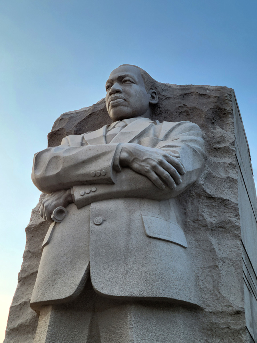 미국 유일의 4선 대통령인 프랭클린 델라노 루스벨트와 흑인 민권운동가인 마틴 루터 킹 국가기념물