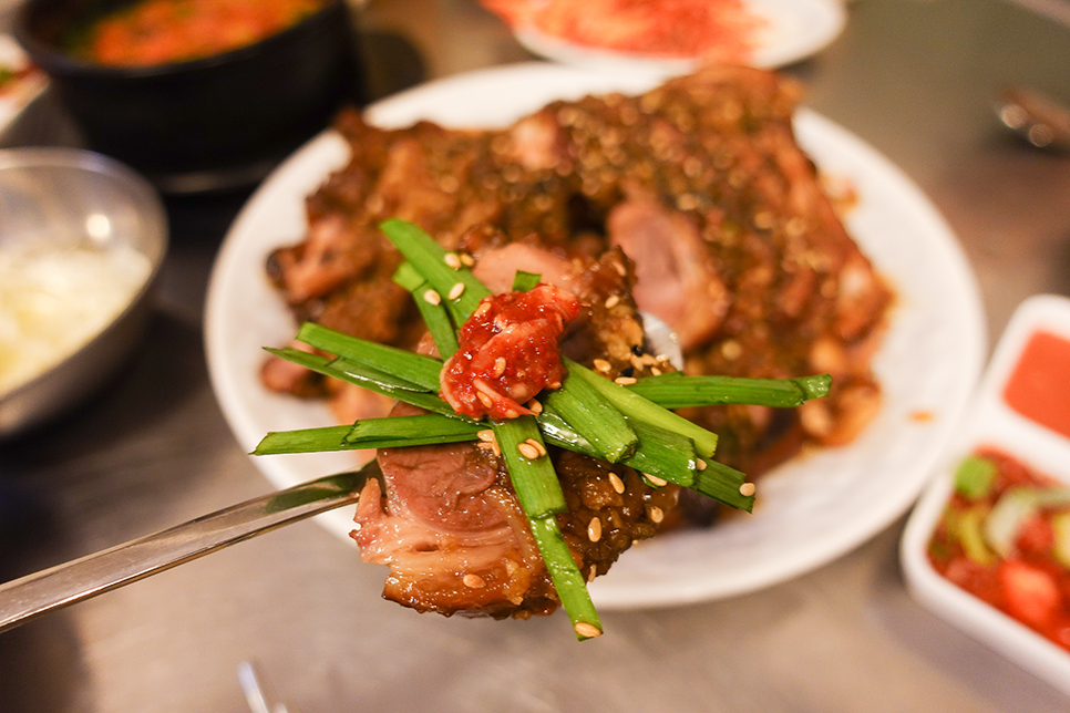 생방송투데이 간장족발 맛집 첫 맛에 반한 온기족발