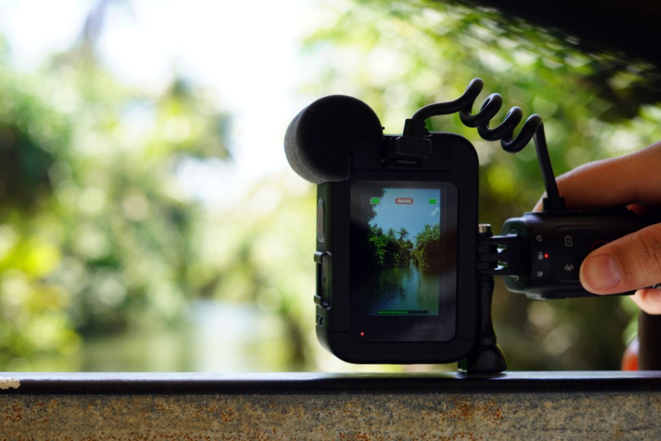 여행 브이로그 카메라 고프로 히어로10 블랙 크리에이터에디션 & 고프로 볼타