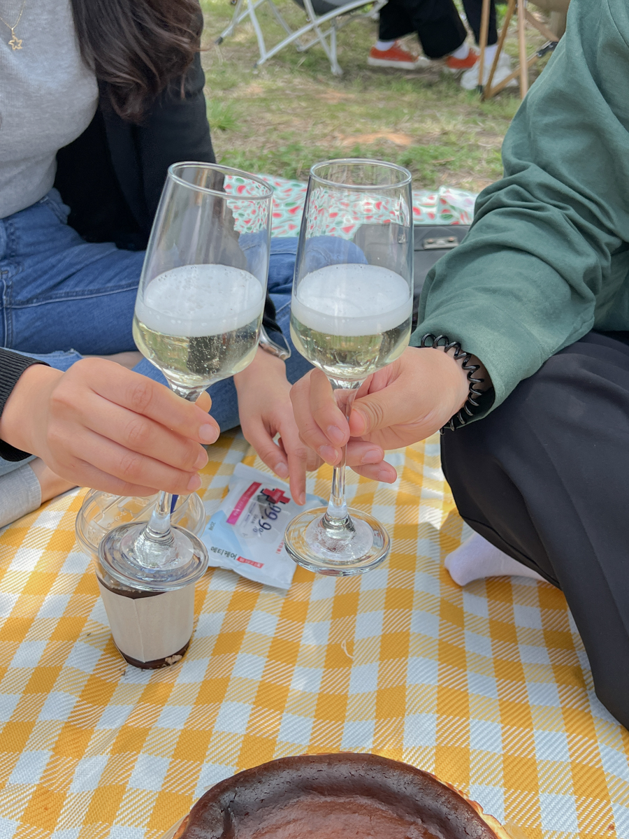 부산 빵지순례 바스크치즈케이크 맛집 바스크치즈케이크 모스카토 디저트 와인