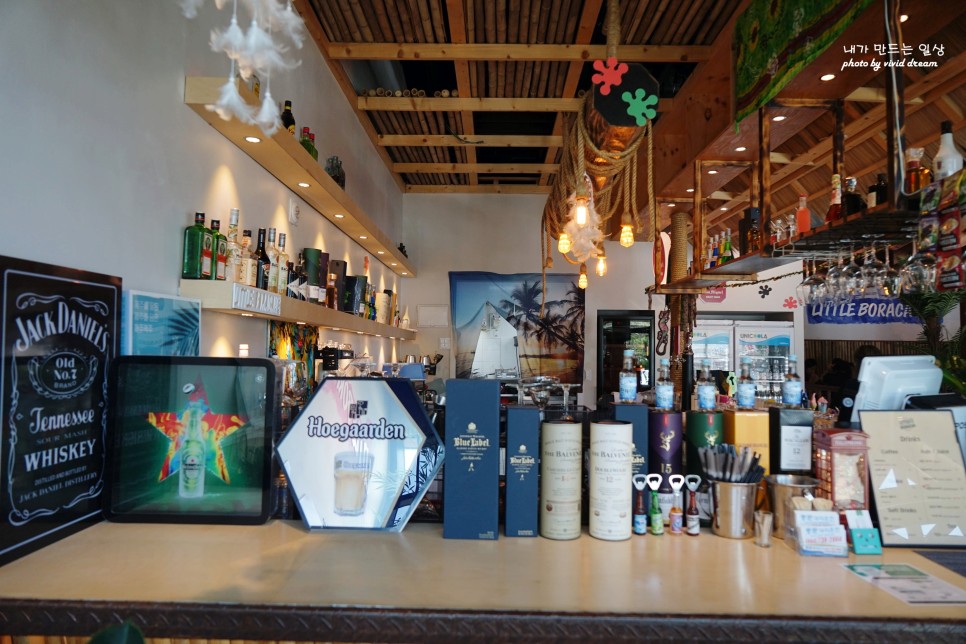제주 서귀포 브런치 맛집 해외여행감성 펍 리틀보라카이
