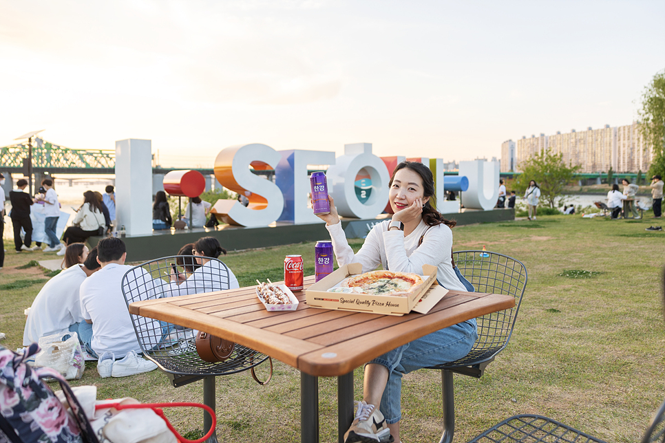 서울 데이트 노들섬 한강 공원 피자와 먹거리 노을 주차장