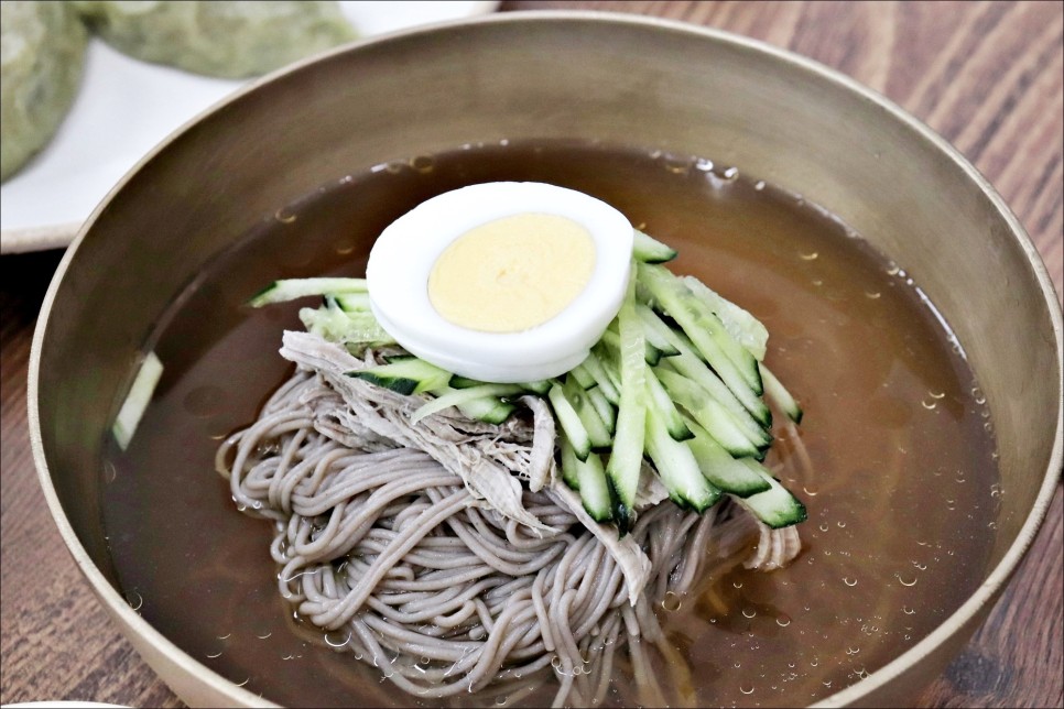 제주 애월 아침식사로 제격인 하르방순메밀면 제주 보말칼국수!