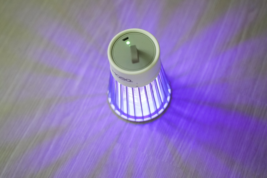모스큐 모기퇴치기, 무선으로 편리한 LED 벌레포충기