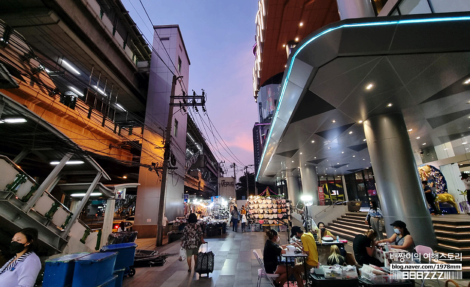 10만원 2박 조식 수영장 가성비 5성급 아바니수쿰빗 방콕호텔 태국자유여행