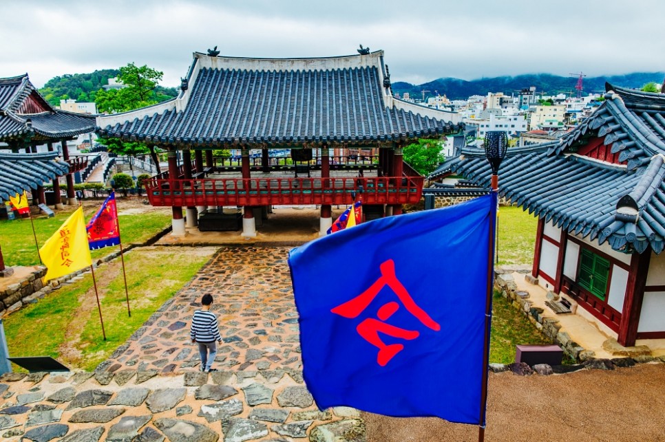 통영 가볼만한곳 1박 2일 코스: 케이블카, 중앙시장, 이순신공원 외