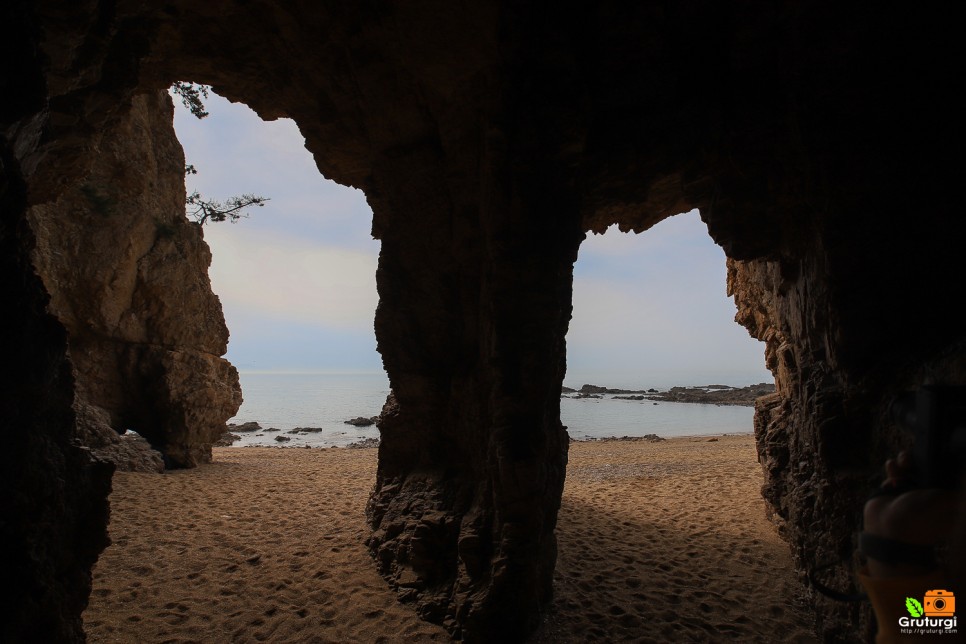 사진찍기좋은곳 태안 파도리해수욕장 해식동굴 볼거리 물때