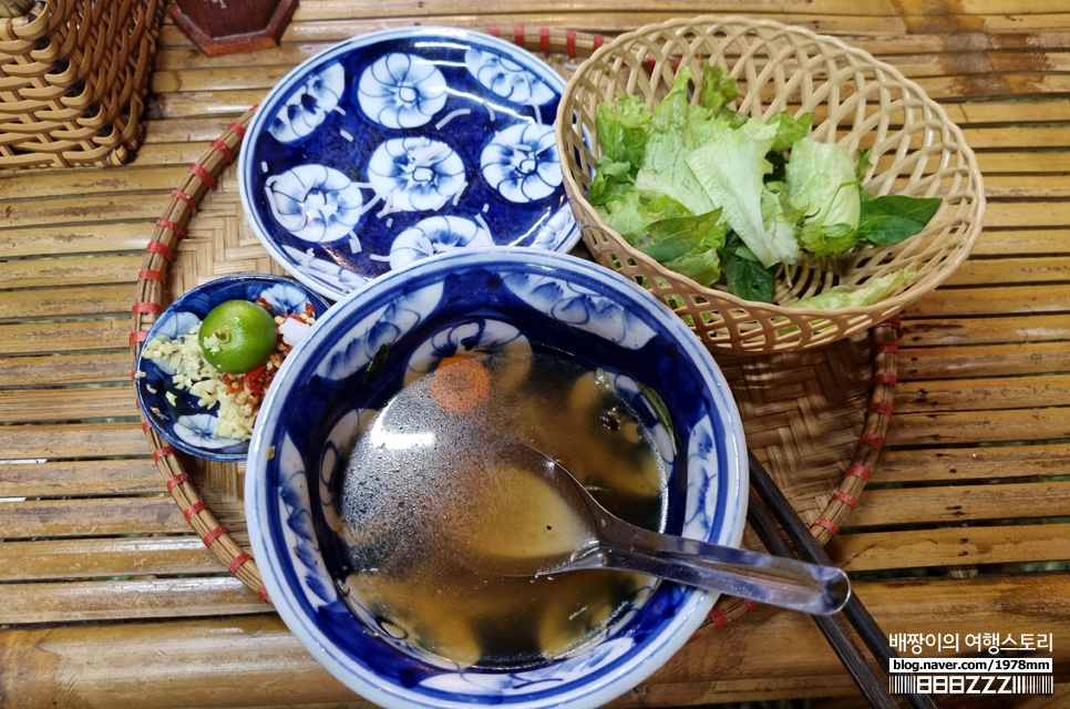 베트남 다낭자유여행, 미케해변 푸옥미비치 & 분짜 맛집 Tonkin