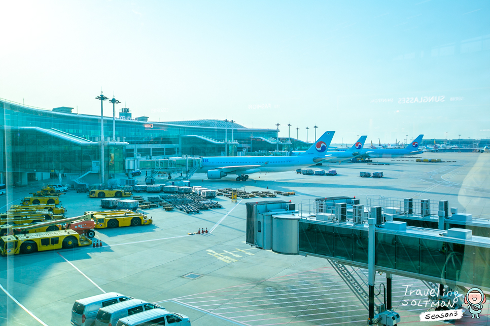 인천공항 출국 1, 2터미널 탑승동 면세점 분위기