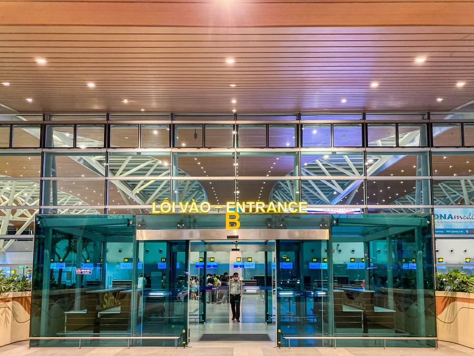 다낭 공항 픽업 샌딩 렌트카 이용후기 + 비엣젯 항공, 환전 팁