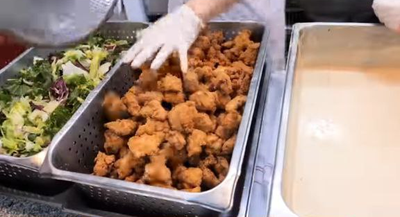전 세계가 주목하는 청도중고등학교 레전드급식! 불변의 1위 메뉴 '케이준 샐러드'